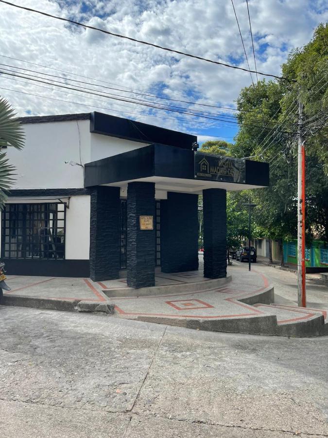 Hotel Madrid Deluxe Neiva Неива Екстериор снимка