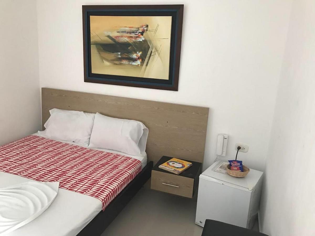 Hotel Madrid Deluxe Neiva Неива Екстериор снимка