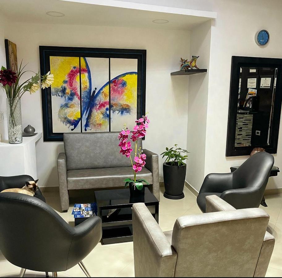 Hotel Madrid Deluxe Neiva Неива Екстериор снимка